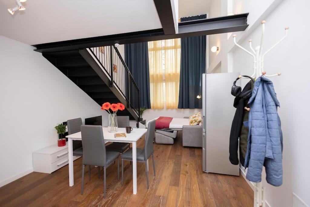 Darsena Charming Apartment By 101Flats Milão Exterior foto