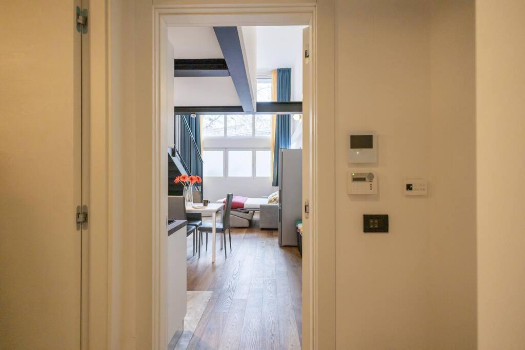 Darsena Charming Apartment By 101Flats Milão Exterior foto